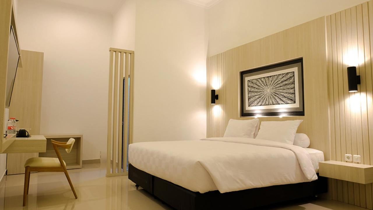 Kaberaz Luxury By Amithya Hotel Sumenep Room photo