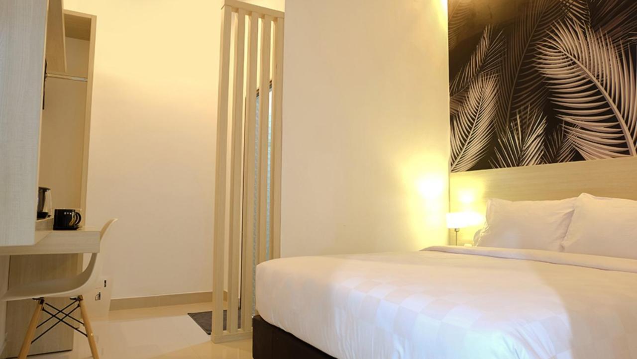 Kaberaz Luxury By Amithya Hotel Sumenep Room photo